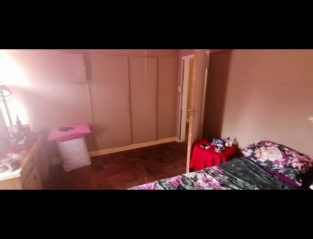3 BEDROOM HOUSE FOR SALE IN STILFONTEIN EXT 1